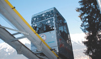 LIFT_13a_200px.jpg 
(22538 Byte)