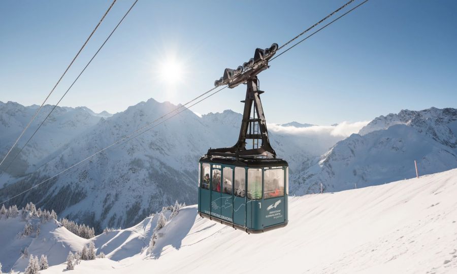 Oberstdorf Kleinwalsertal Bergbahnen: Neubau der Walmendingerhornbahn
