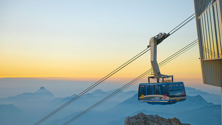 Hörl: „Österreichs Seilbahnen kehren Schritt für Schritt auf einen stabilen Kurs zurück!“