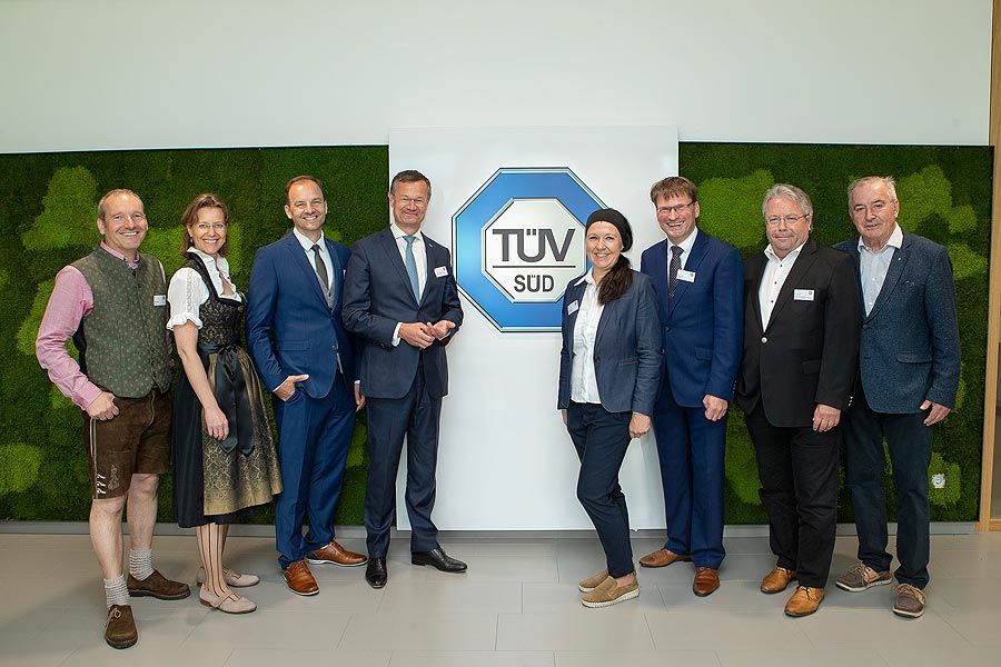 TÜV SÜD: Internationales Kompetenzzentrum für Sicherheit und Seilbahnen in Wiesing/Tirol eröffnet