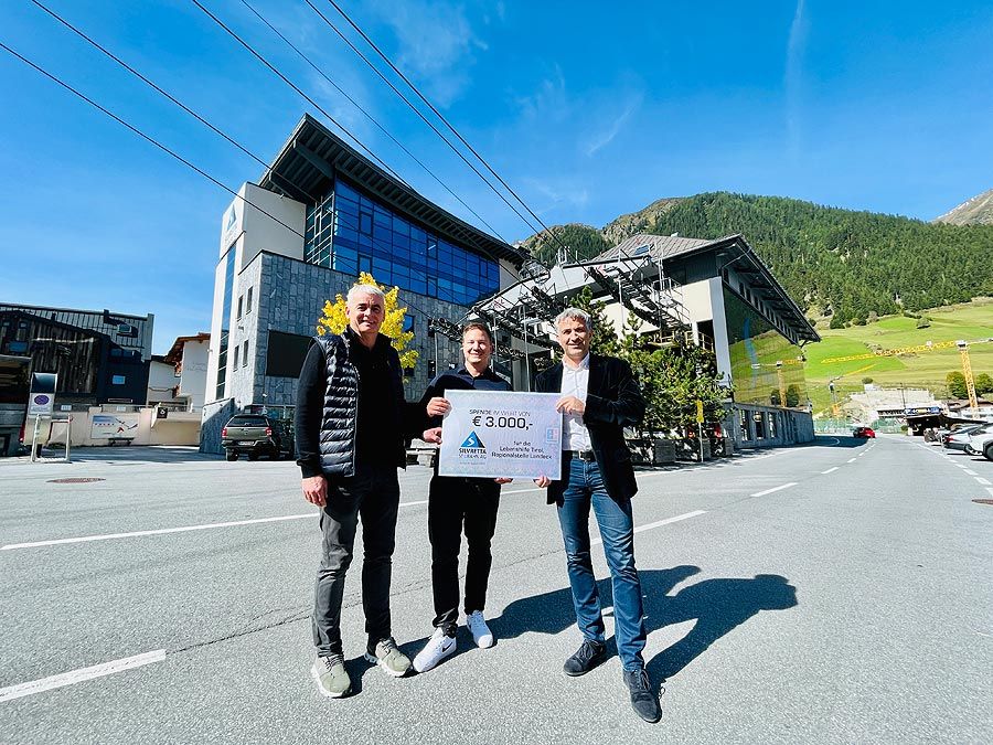 Silvrettaseilbahn AG überreichte Spendenschecks für Tirol und Ukraine