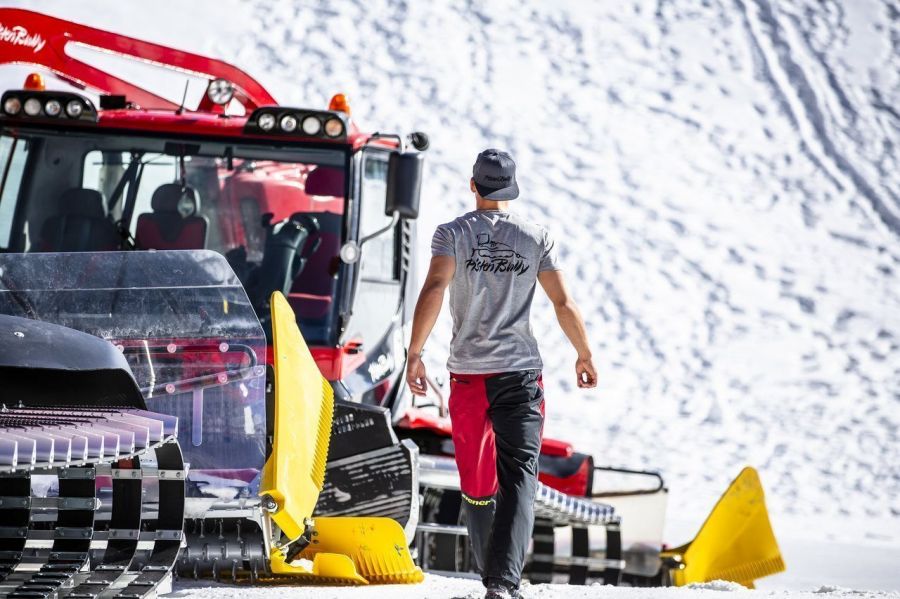 Pistenbully: Praxis Fahrertrainings für Einsteiger