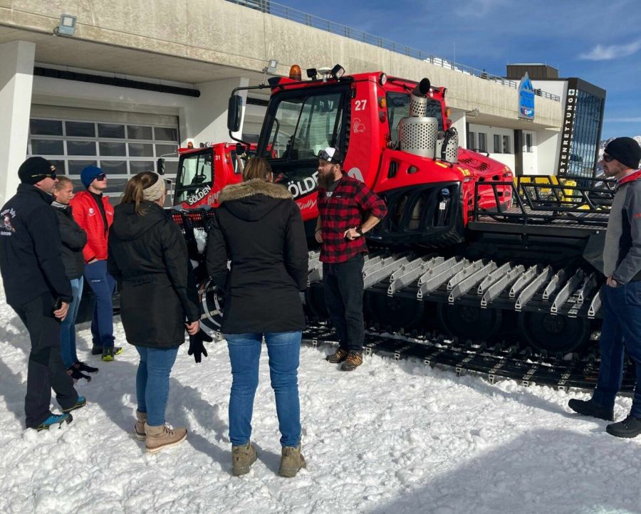 Pistenbully: Pro Academy Camp in Sölden