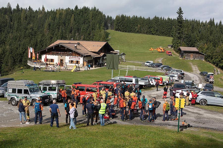 Bereit für den Ernstfall: Große Bergeübung im Snow Space Salzburg