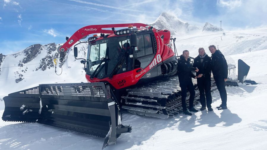 Gletscherbahnen Kaprun: Übergabe PistenBully 800 W