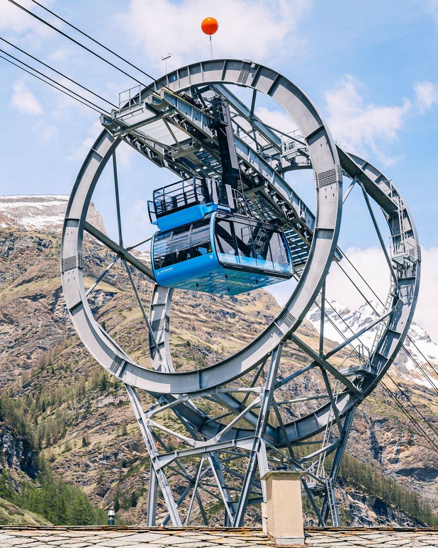 Zermatt Bergbahnen: Rooftop-Ride Zermatt-Furi
