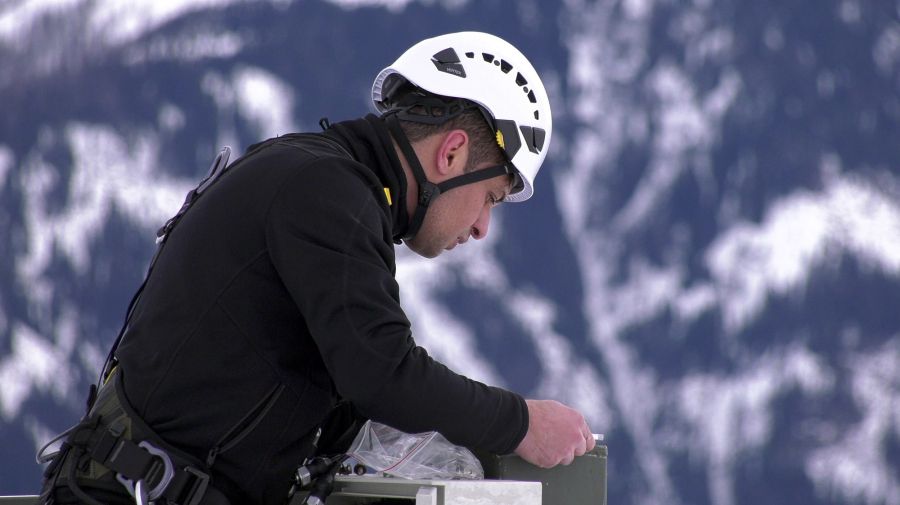 feratel: Vom Persischen Golf in die Alpen - Servicetechniker Reza Teimorshorijeh