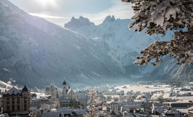 Gemeinde Engelberg unterstützt Titlis und Brunni Bergbahnen für nachhaltige Mobilität