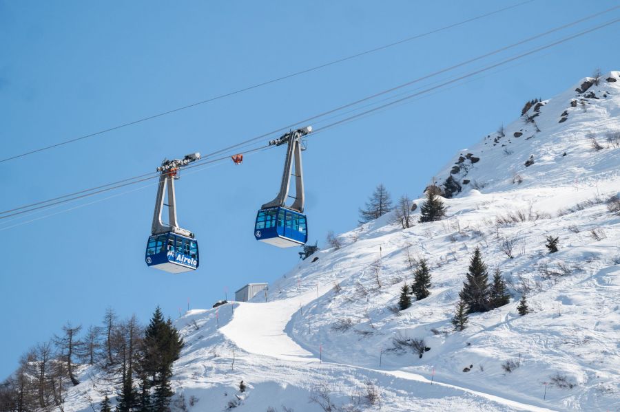 Neue Kooperation: feratel Schweiz vermarktet Werbeflächen im Skigebiet Airolo 