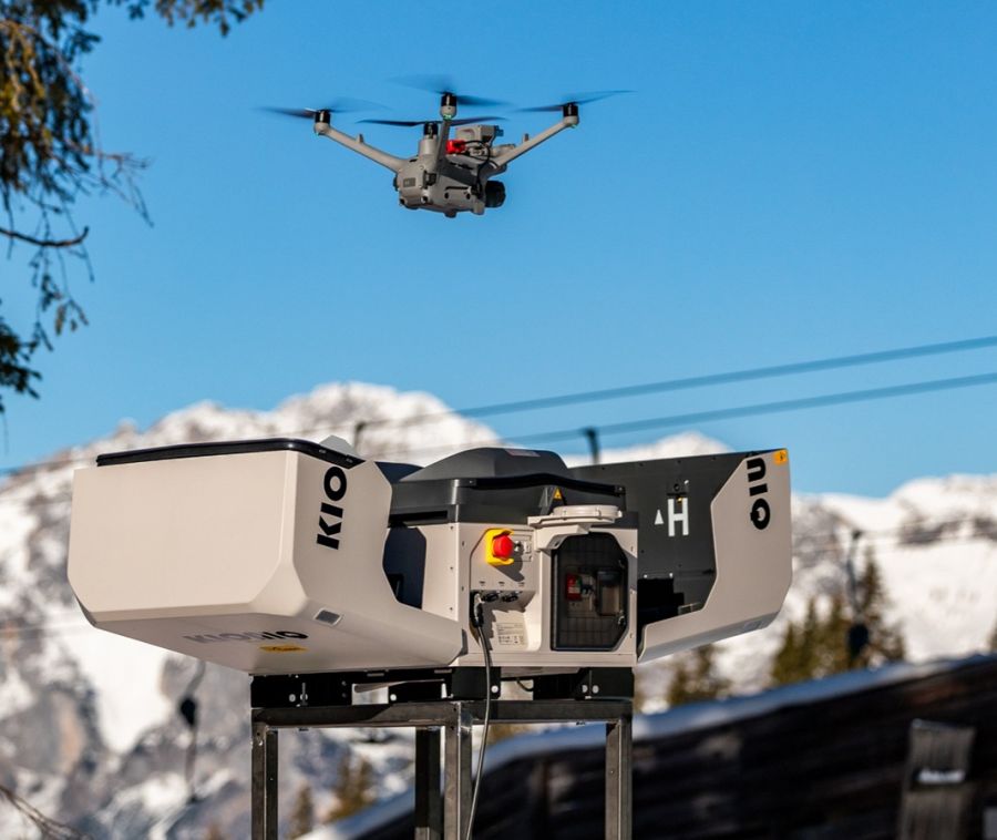 Innovative Drohnentechnologien optimieren Betriebsprozesse im Skigebiet auf der Planai