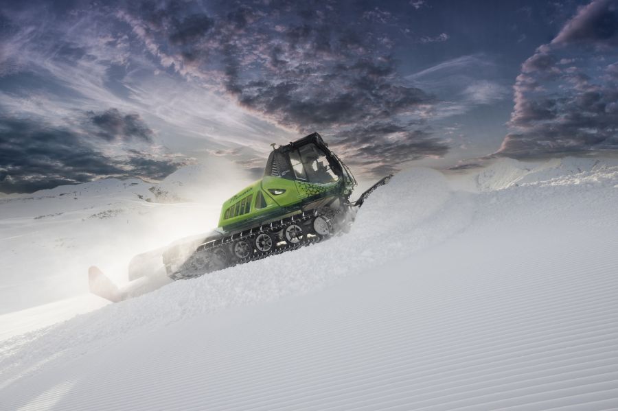 Mountain Planet: Elektrisches Pistenfahrzeug von Prinoth