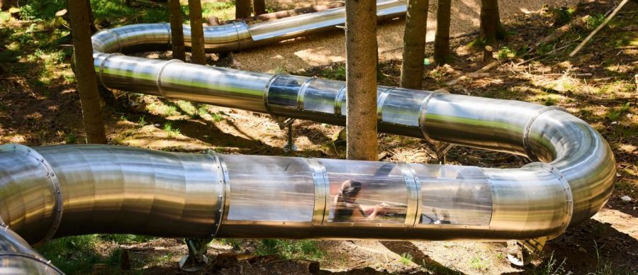 Seilbahnunternehmen TéléCharmey: Bauen im Wald - Rutschenwanderweg Charmey