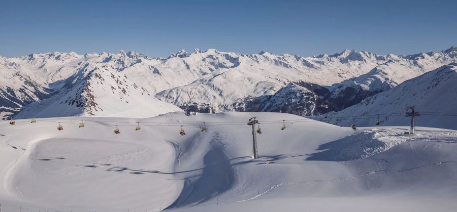 Davos Klosters Bergbahnen: Anbau Pumpstation Totalp auf Parsenn