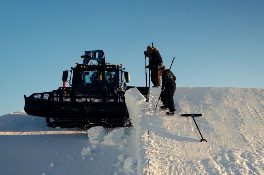 Prinoth: Gebaut für die Besten der Welt - der Bison X im Snowpark LAAX
