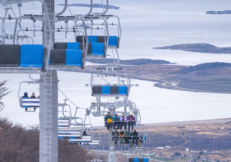 Bartholet: Neue 4-Sesselbahn am Ende der Welt eröffnet