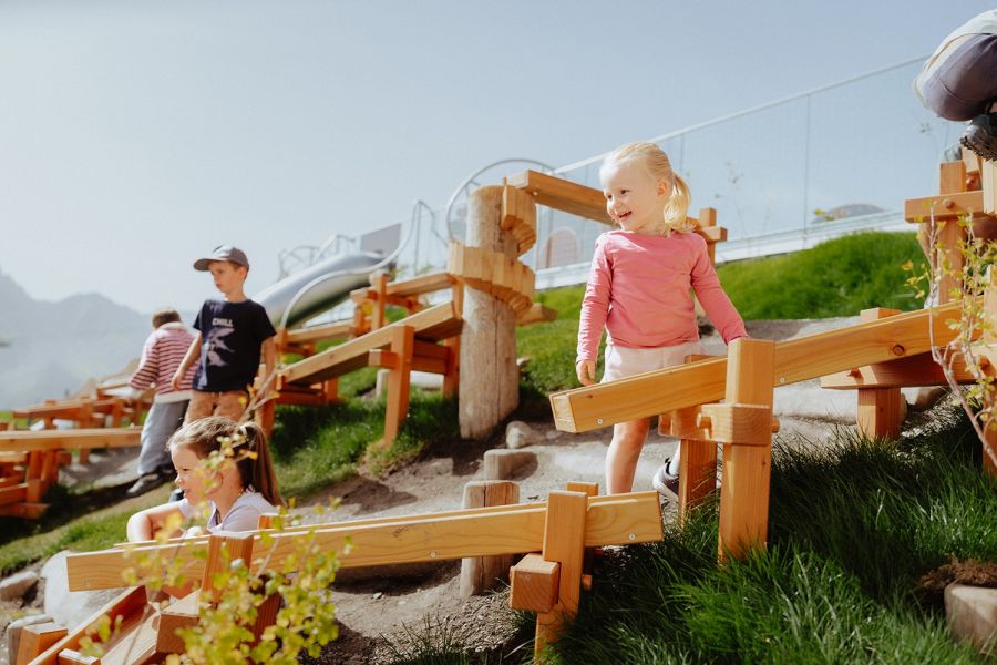 Der neue Erlebnisspielplatz erweitert das Familienangebot am Erlebnisberg Golm