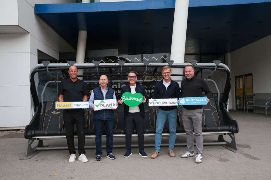 Ski-Opening: 4-Berge-Skischaukel Schladming und Klaus Leutgeb unterzeichnen langjährigen Vertrag